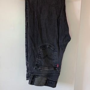 Levi’s 514 Men’s jeans